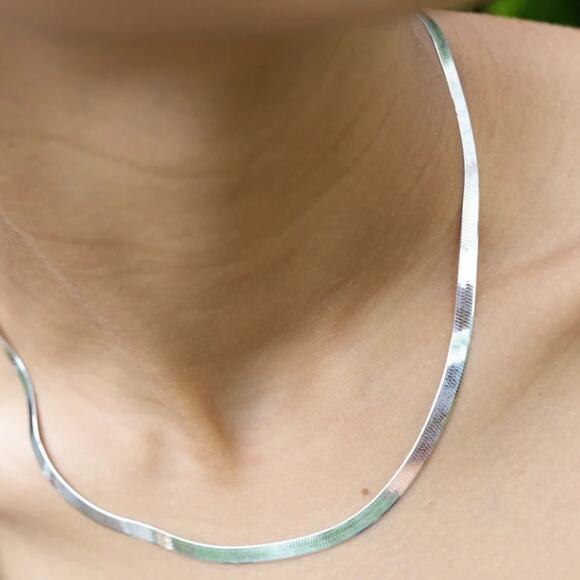 Sterling Silver Herringbone Flat Snake Necklace - Picture 7 of 14